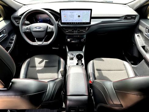Used 2024 Ford Escape ST-Line w/ Tech Pack #1 FWD image 28