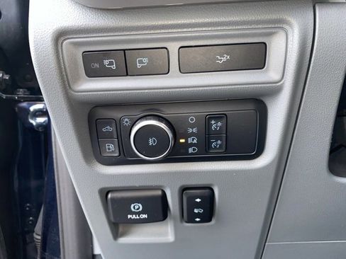 Certified 2022 Ford F150 XLT w/ Equipment Group 302A High image 19