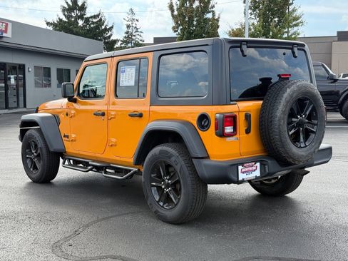 Used 2021 Jeep Wrangler Unlimited Sport AWD/4WD image 6