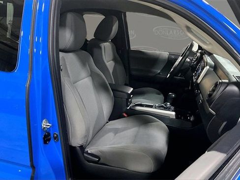 Used 2020 Toyota Tacoma SR5 image 16