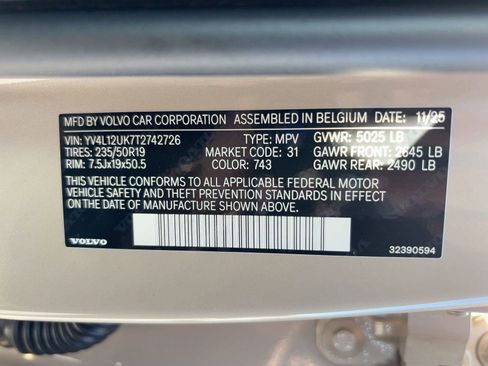 New 2026 Volvo XC40 B5 Core w/ Climate Package image 19