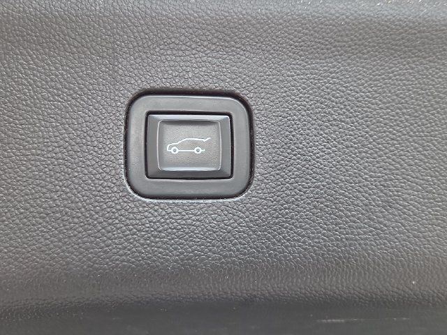Used 2018 Buick Enclave Essence AWD/4WD image 29