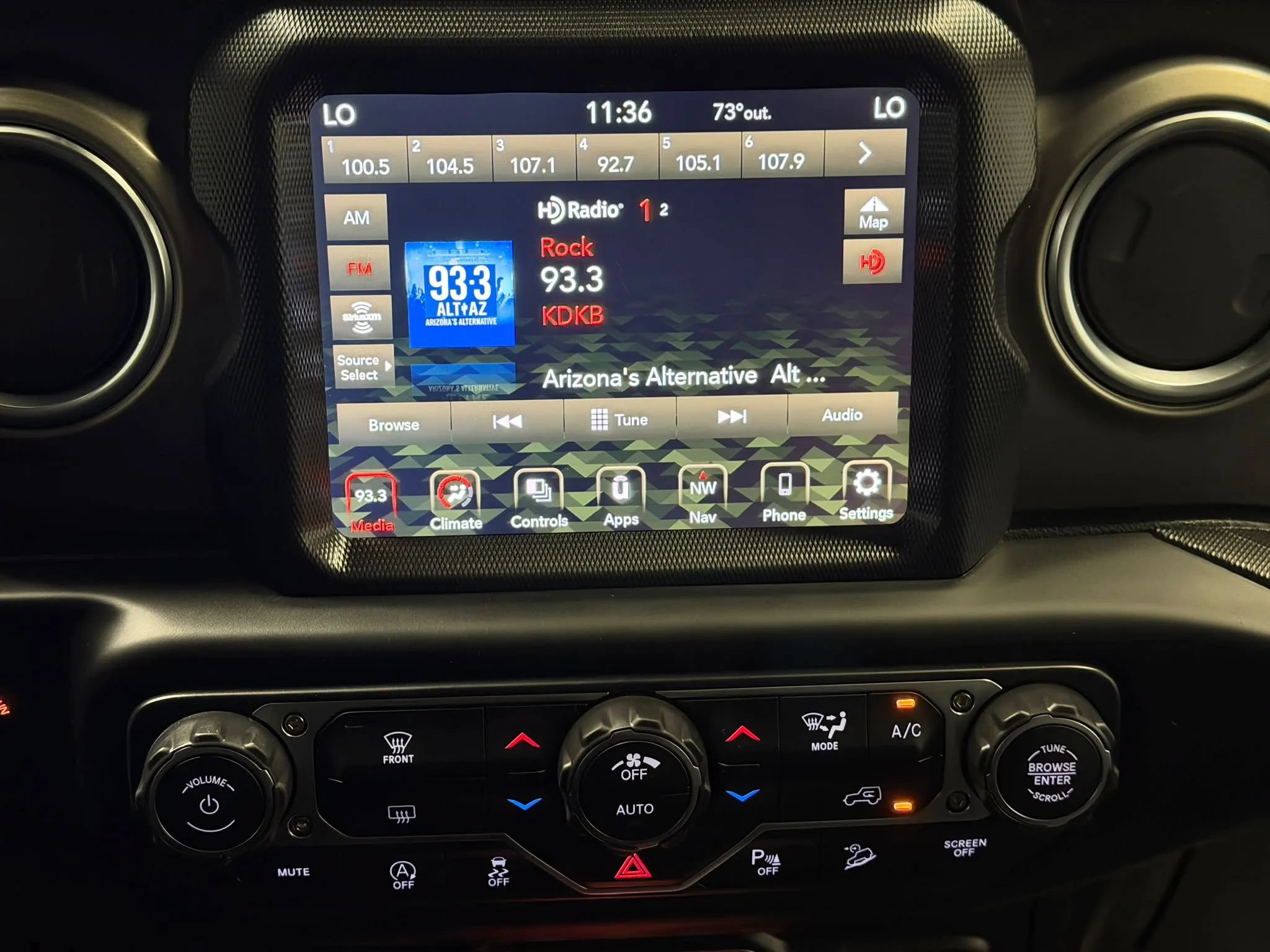 Used 2019 Jeep Wrangler Unlimited Rubicon AWD/4WD image 36