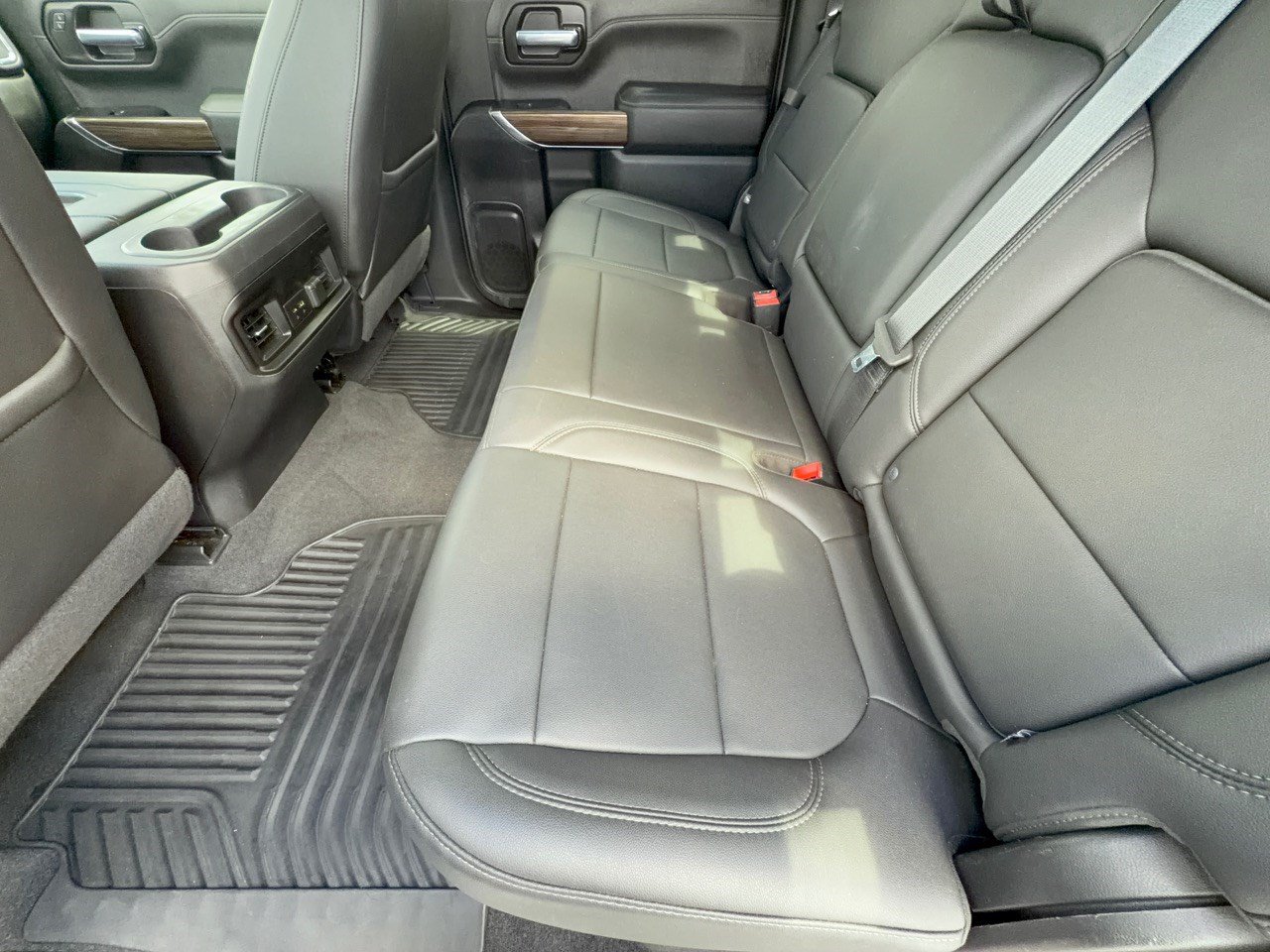 Used 2020 Chevrolet Silverado 1500 RST AWD/4WD image 25