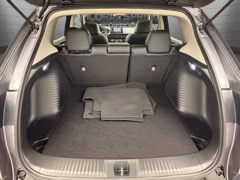 Certified 2024 Honda HR-V EX-L image 18