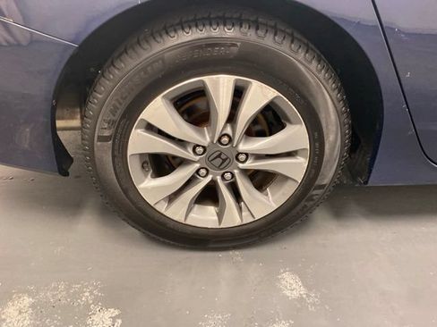 Used 2014 Honda Accord LX image 25