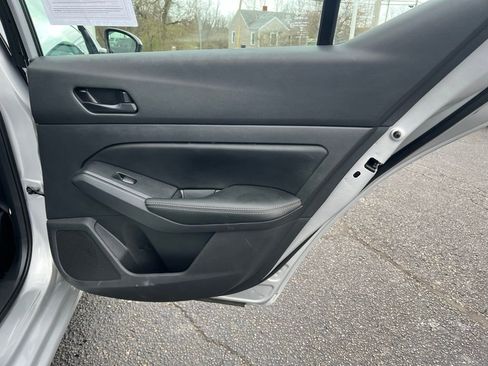 Used 2025 Nissan Altima 2.5 SV image 26