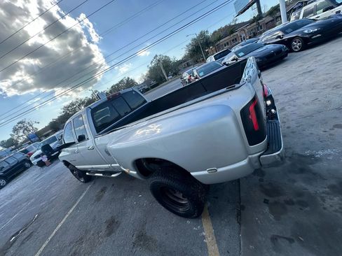 Used 2005 Dodge Ram 3500 Truck SLT image 4