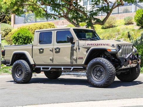 Used 2020 Jeep Gladiator Mojave w/ LED Lighting Group AWD/4WD image 7