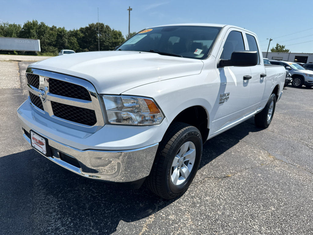 Used 2024 RAM 1500 Tradesman w/ Chrome Plus Package AWD/4WD image 3