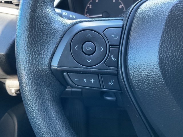 Used 2025 Toyota Corolla LE w/ Convenience Package FWD image 21