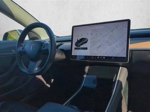 Used 2020 Tesla Model 3 Long Range image 27