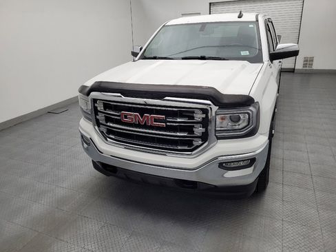 Used 2018 GMC Sierra 1500 SLT w/ SLT Premium Package AWD/4WD image 15