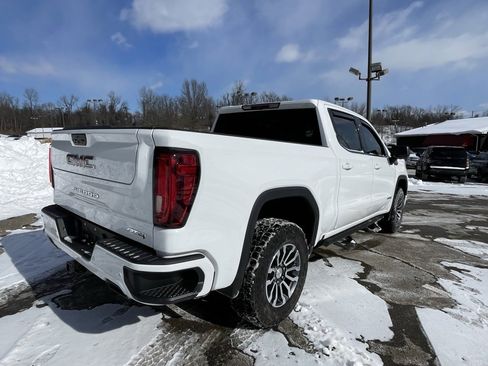 Certified 2020 GMC Sierra 1500 AT4 w/ Off-Road Performance Package image 3