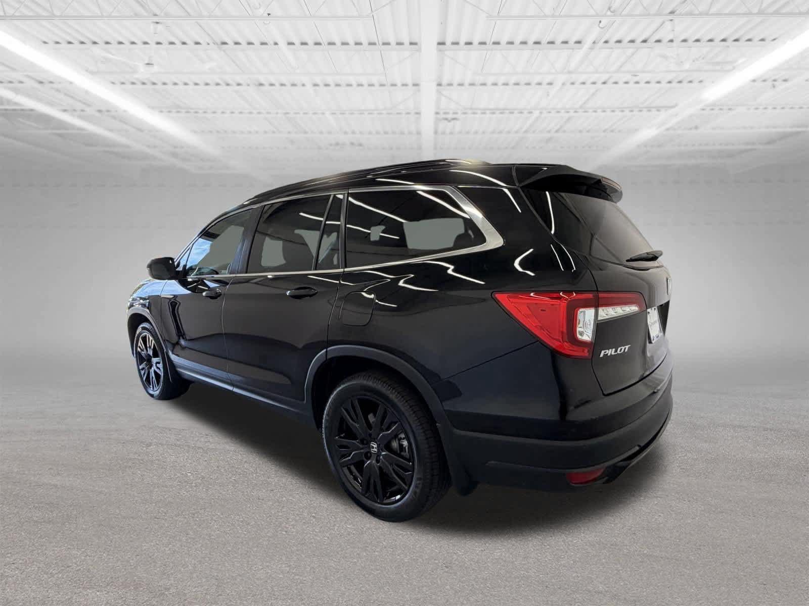 Used 2021 Honda Pilot Special Edition image 3