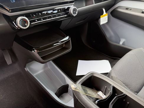 New 2027 Chevrolet Bolt LT image 13