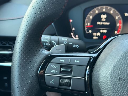 Certified 2025 Acura ADX A-Spec image 31