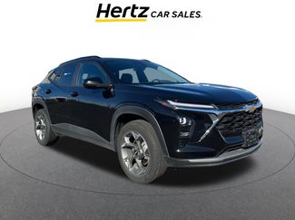 Used 2025 Chevrolet Trax LT video 1