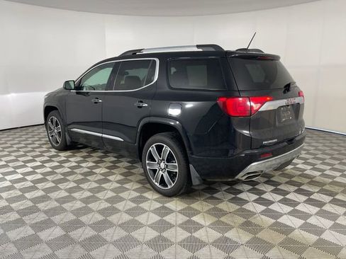 Certified 2018 GMC Acadia Denali w/ Technology Package image 15