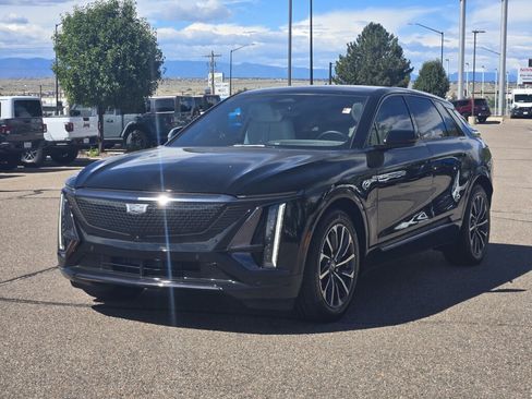 Used 2024 Cadillac Lyriq Sport AWD/4WD image 5