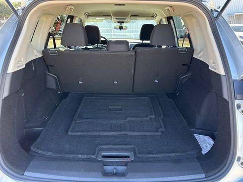 Certified 2025 Nissan Rogue S image 11