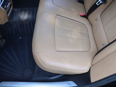 Used 2016 BMW 750i xDrive AWD/4WD image 18