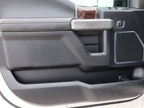 Used 2016 Ford F150 Platinum AWD/4WD image 12
