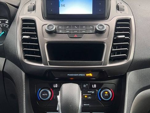 Used 2022 Ford Transit Connect XL FWD image 23
