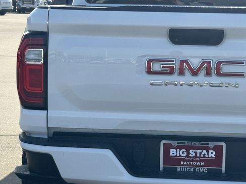 Used 2023 GMC Canyon Elevation w/ Trailering Package RWD image 11