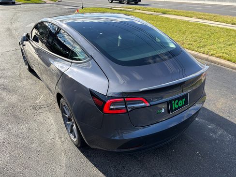 Used 2023 Tesla Model 3 Standard Range image 10