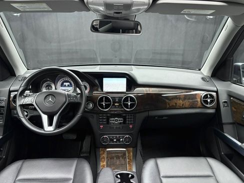 Used 2014 Mercedes-Benz GLK 350 4MATIC w/ Premium 1 Package image 37