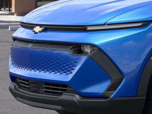 New 2026 Chevrolet Equinox EV LT image 37