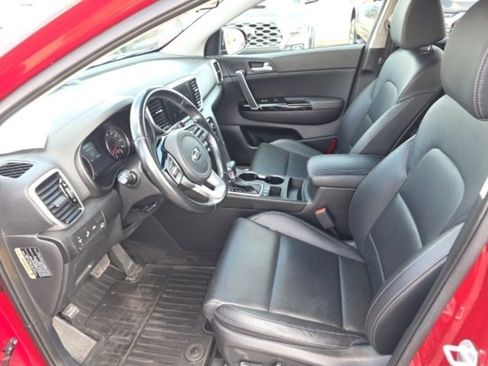 Used 2021 Kia Sportage EX image 9