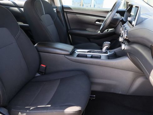 Used 2024 Nissan Sentra SV FWD image 26