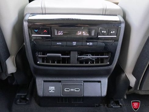 Used 2023 Acura MDX SH-AWD w/ Technology Package image 37