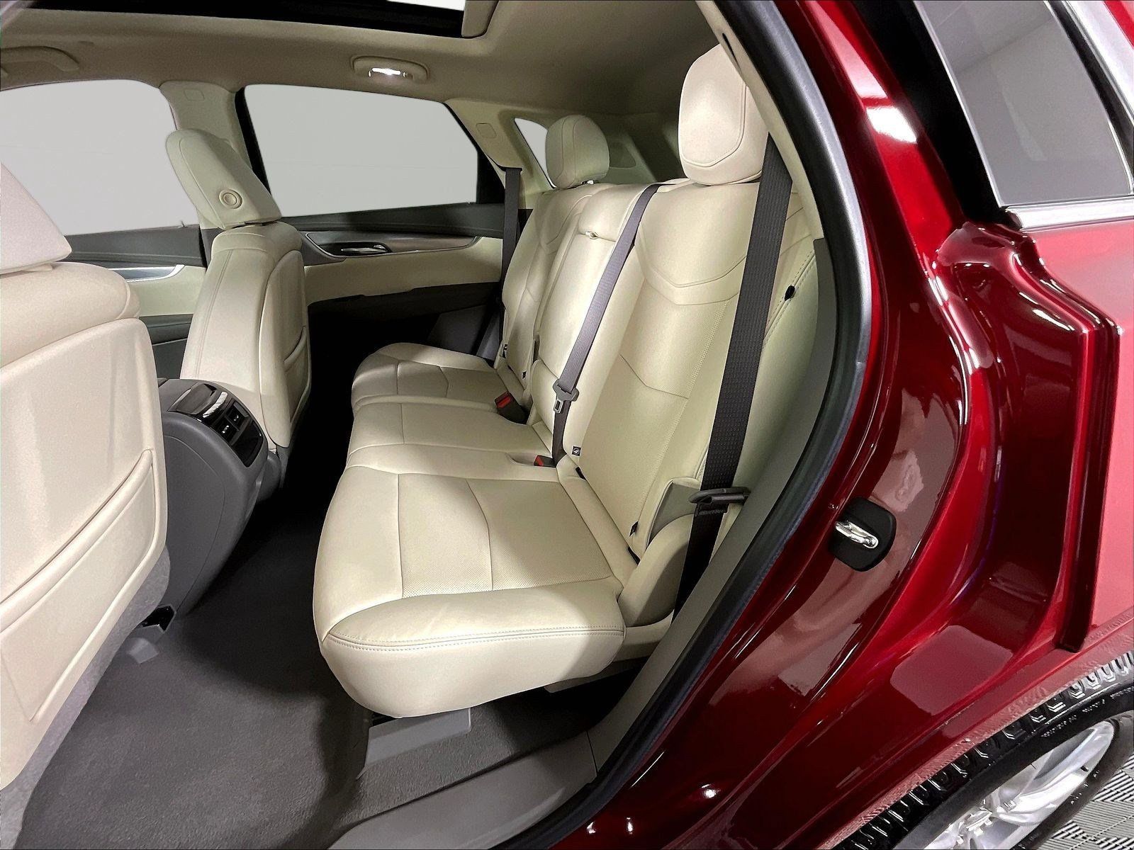 Used 2020 Cadillac XT5 Premium Luxury AWD/4WD image 22