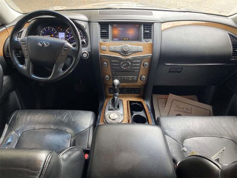 Used 2011 INFINITI QX56 2WD image 11