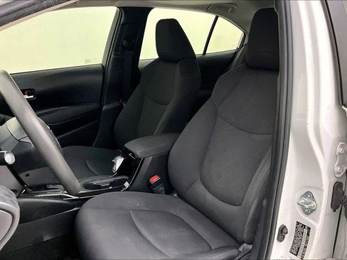 Used 2020 Toyota Corolla LE w/ LE Premium Package image 34