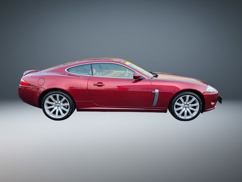 Used 2007 Jaguar XK Coupe image 2