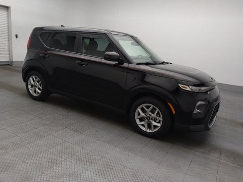 Used 2020 Kia Soul S image 11