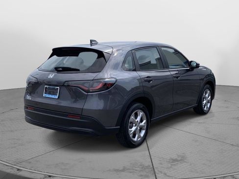 Certified 2025 Honda HR-V LX image 3