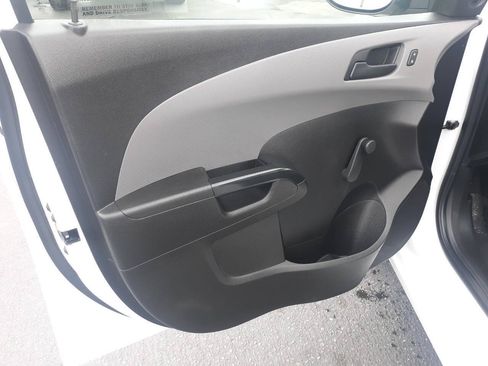 Used 2017 Chevrolet Sonic LT FWD image 13