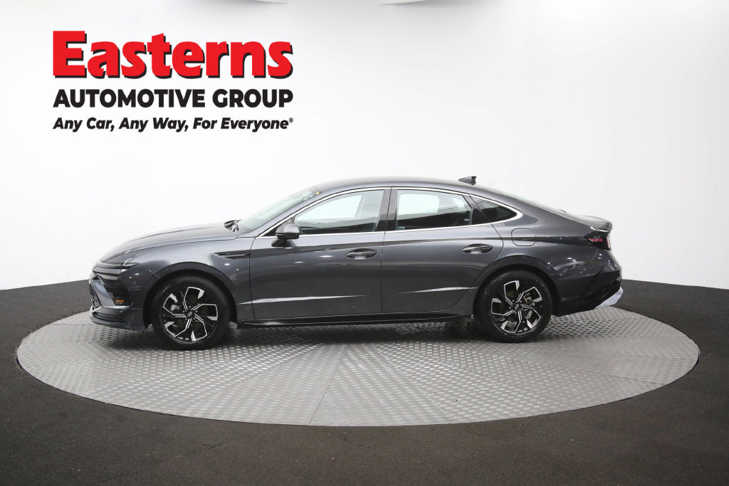 Used 2025 Hyundai Sonata SEL FWD image 62