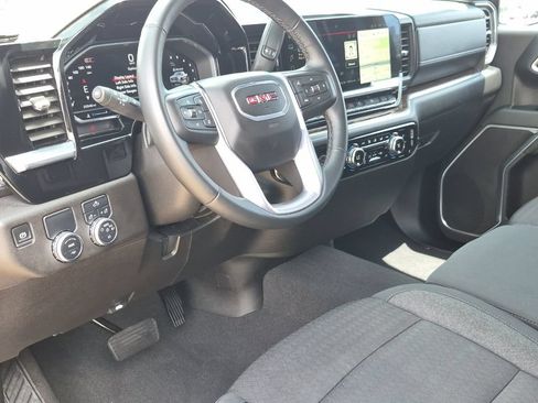 Used 2024 GMC Sierra 1500 Elevation w/ LPO, Elevation Black Package RWD image 10