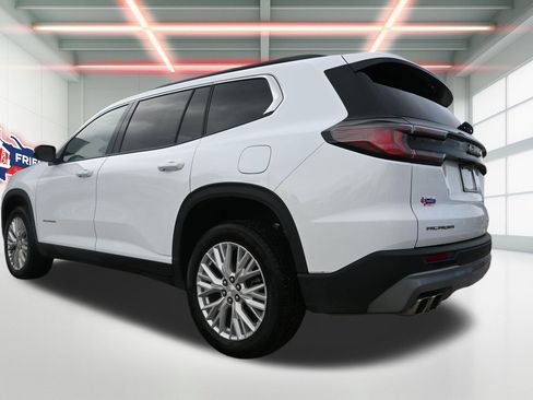 Used 2026 GMC Acadia Elevation w/ Elevation Premium Package FWD image 2