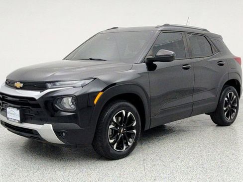 Used 2021 Chevrolet TrailBlazer LT w/ Driver Confidence Package image 1