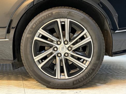 Certified 2024 Cadillac Lyriq Luxury RWD image 11