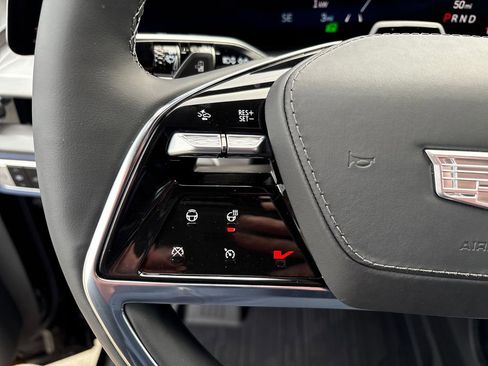 New 2026 Cadillac Vistiq Premium Luxury w/ LPO, Floor Liner Package image 19