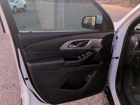 Certified 2023 Chevrolet Traverse LT image 15