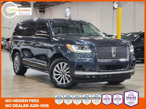 Used 2024 Lincoln Navigator Premiere AWD/4WD image 1